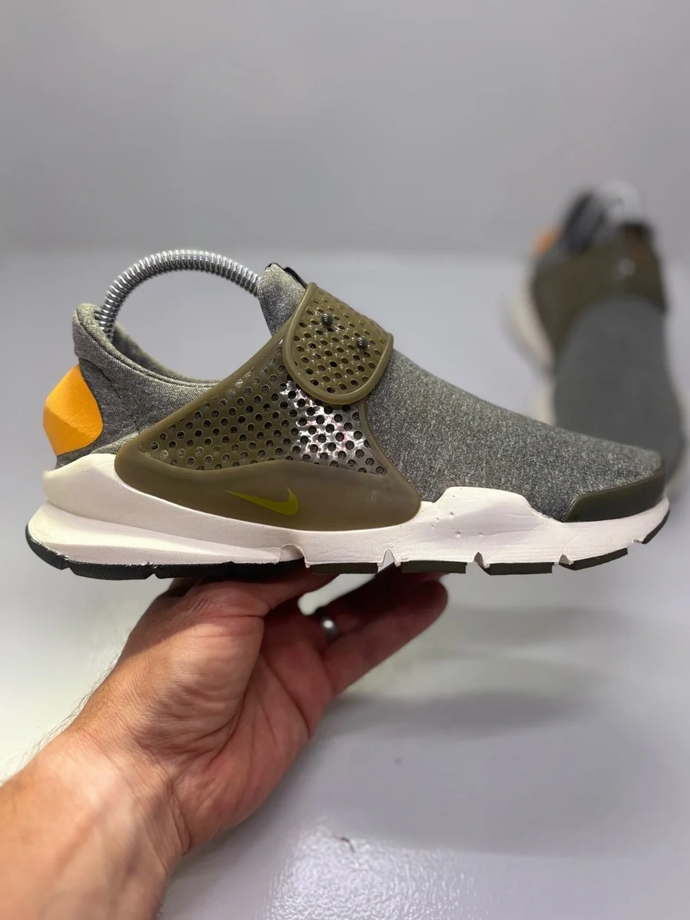Nike Sock Dart SE Gold Leaf Dark Loden Slip On Sneakers women's size 8 EU 39